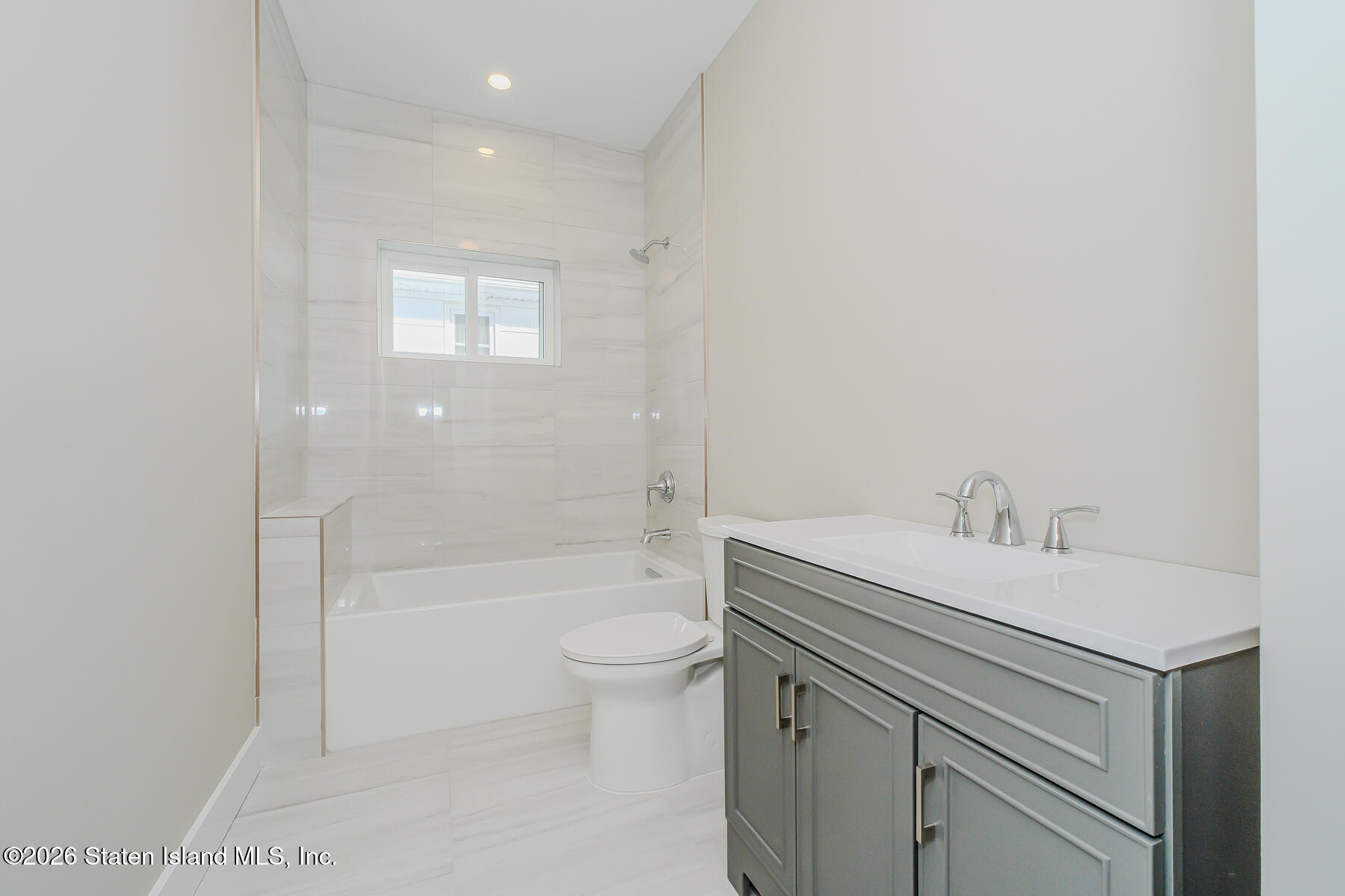 172 N Railroad Street, Staten Island, NY, 10312 image 16