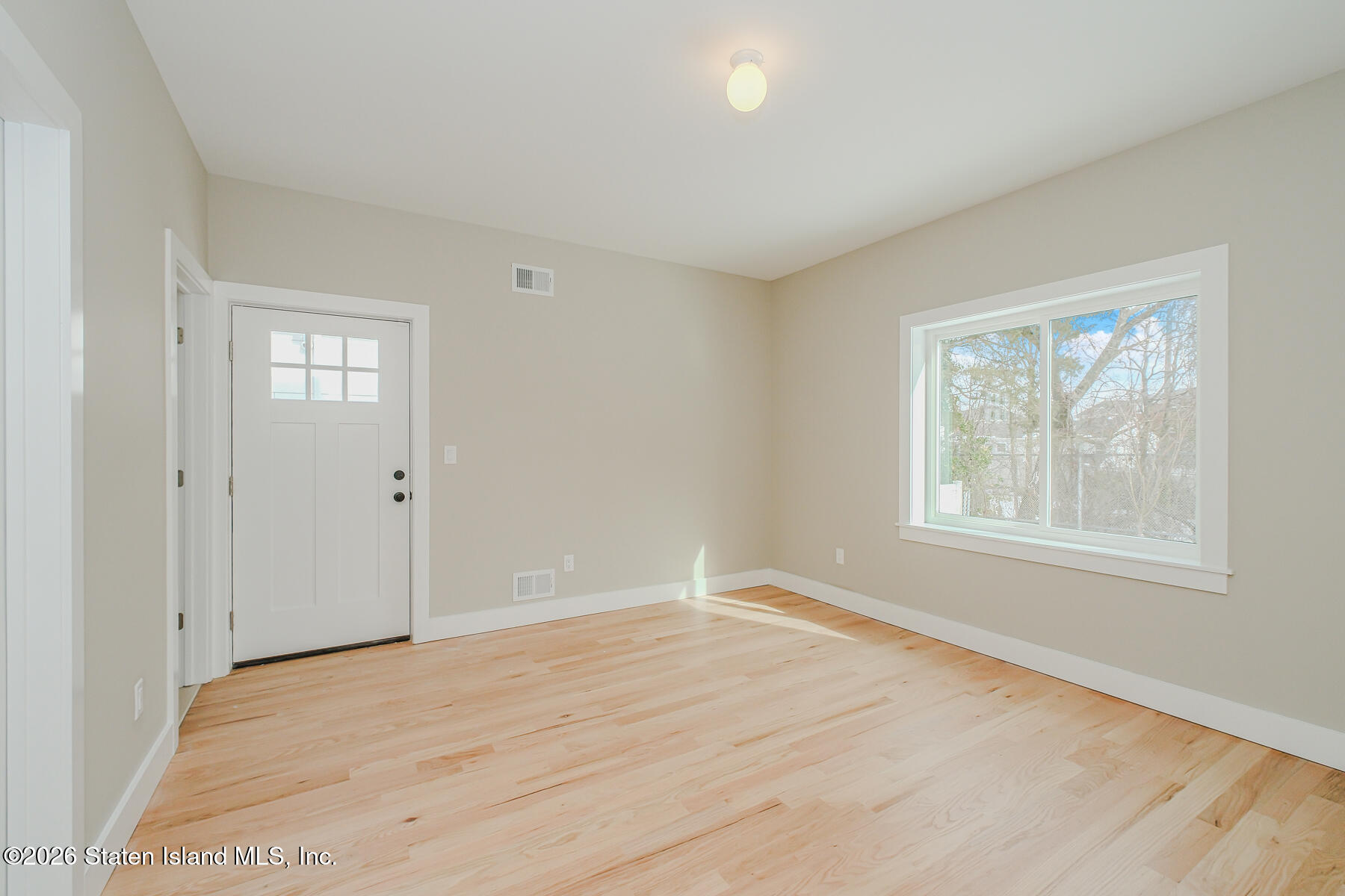 172 N Railroad Street, Staten Island, NY, 10312 image 17