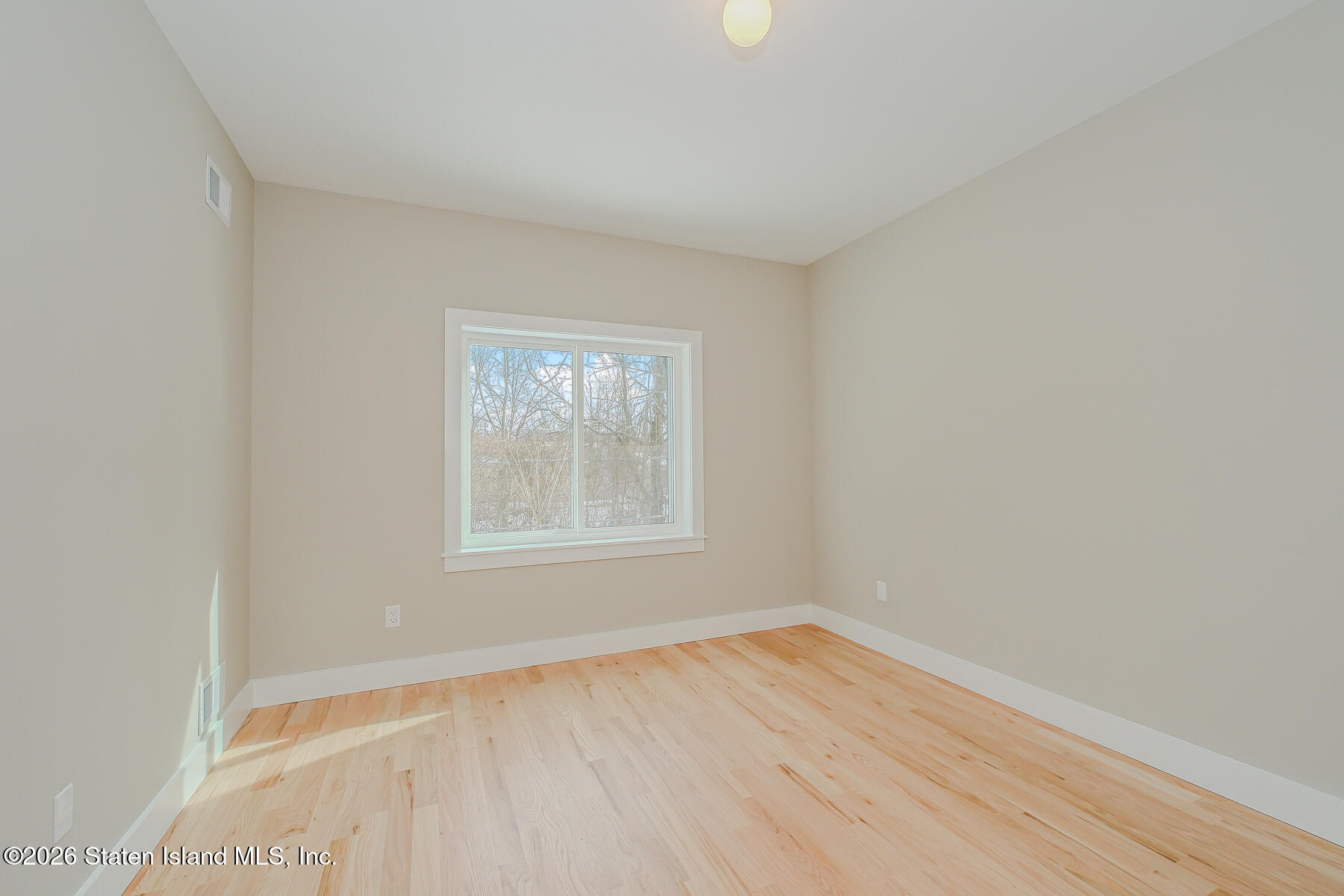 172 N Railroad Street, Staten Island, NY, 10312 image 21