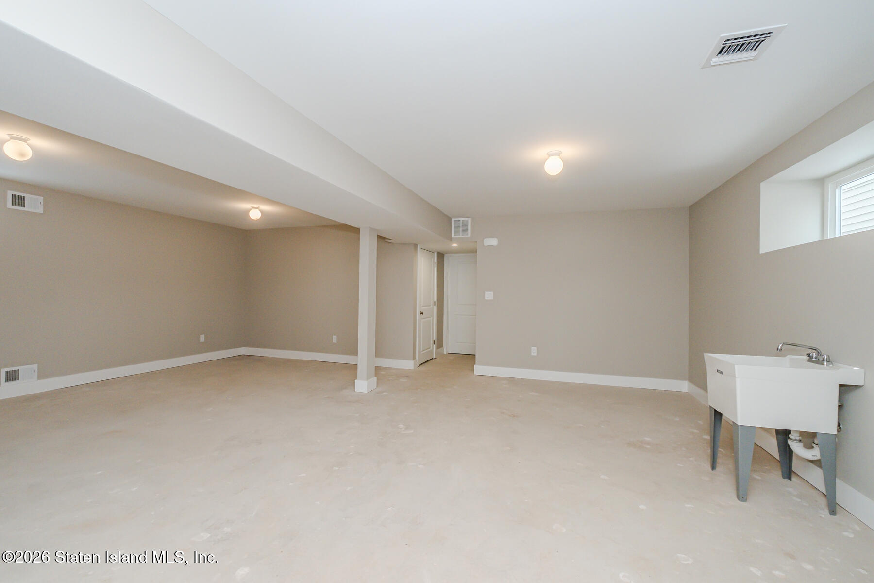 172 N Railroad Street, Staten Island, NY, 10312 image 31