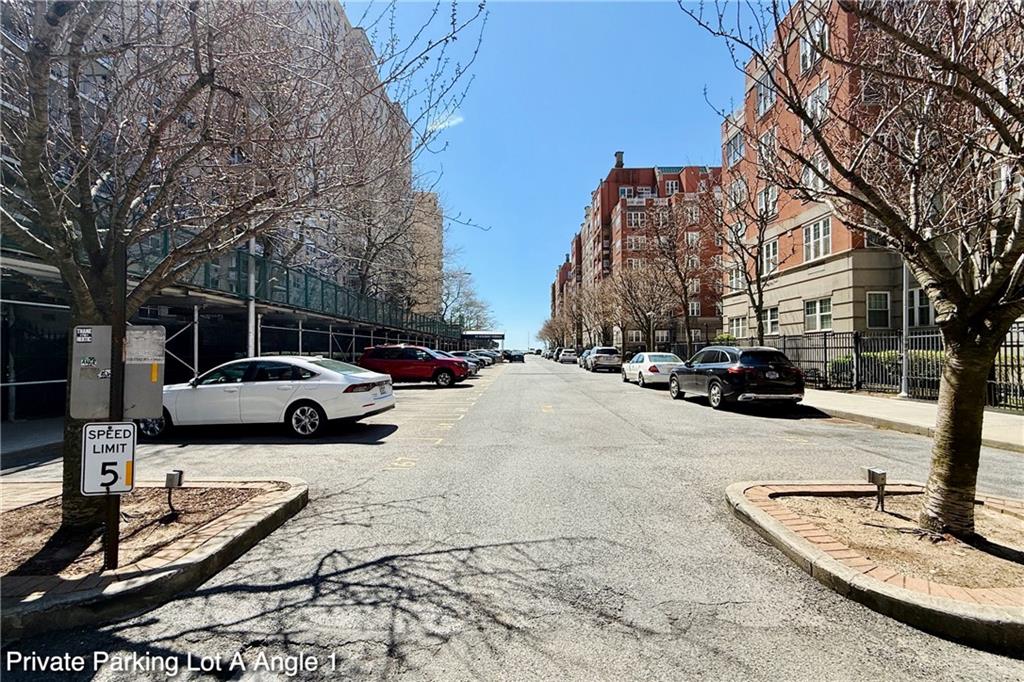 35 Seacoast Terrace 16D, Brooklyn, New York, 11235 image 20