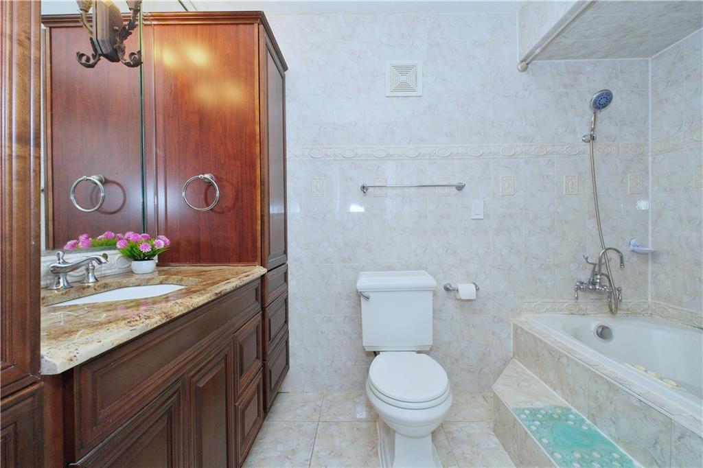 119 Skyline Drive, Staten  Island, New York, 10304 image 31