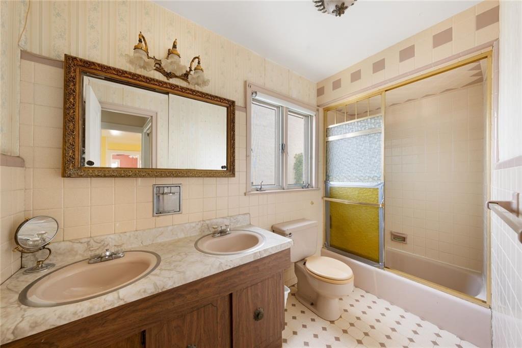 6640 Bergen Place, Brooklyn, New York, 11220 image 13