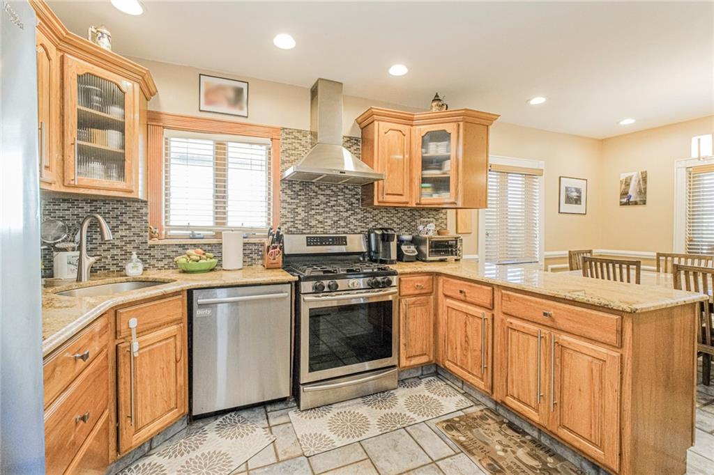 25 4th Street, Staten  Island, New York, 10306 image 19