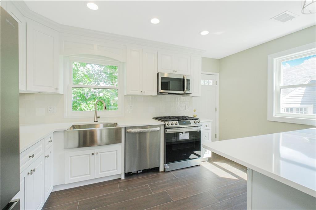 155 Burbank Avenue, Staten  Island, New York, 10306 image 12