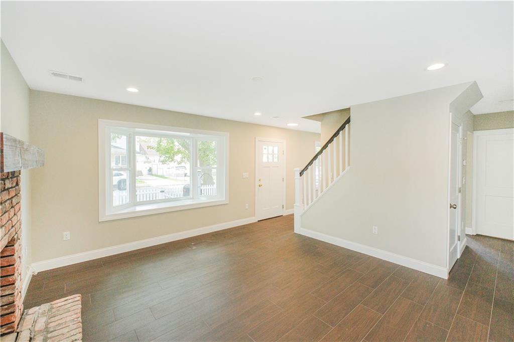 155 Burbank Avenue, Staten  Island, New York, 10306 image 6