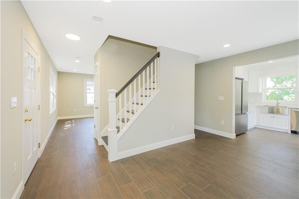 155 Burbank Avenue, Staten  Island, New York, 10306 image 9