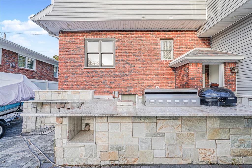 68 Kensington Avenue, Staten  Island, New York, 10305 image 36