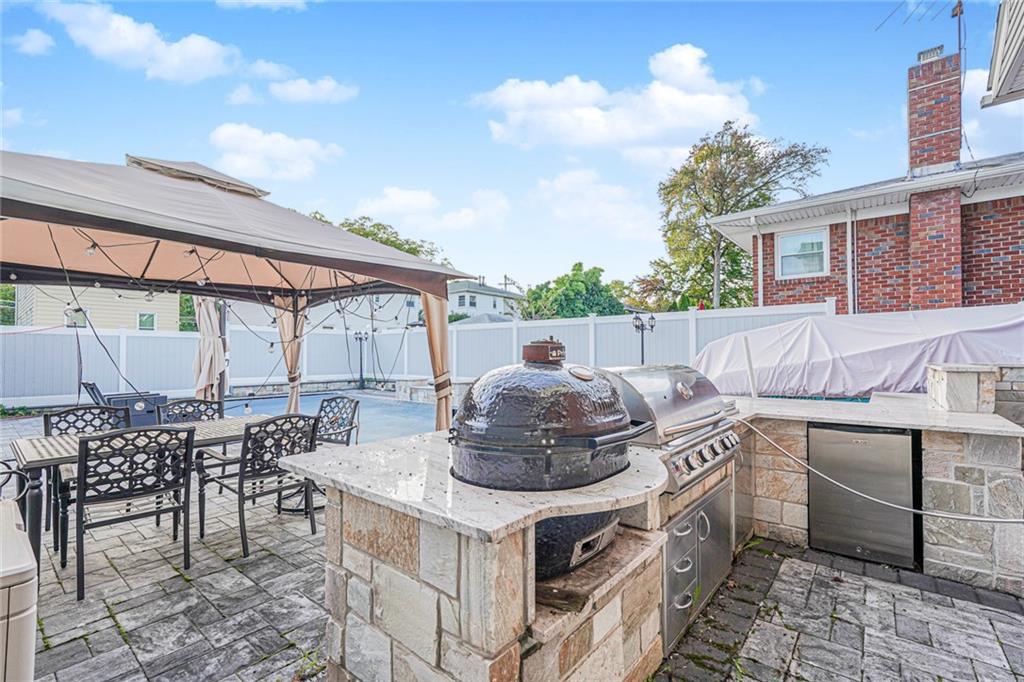 68 Kensington Avenue, Staten  Island, New York, 10305 image 39