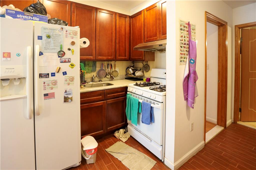 140 Avenue O 2R, Brooklyn, New York, 11204 image 10
