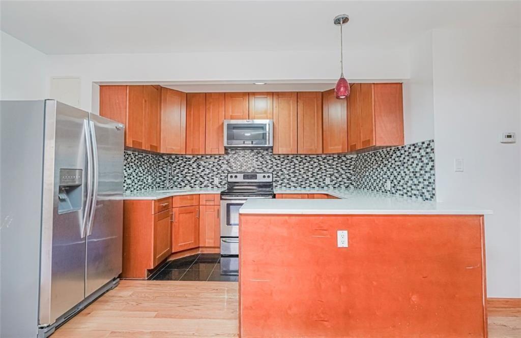 1587 East 19th Street 6K Image 5
