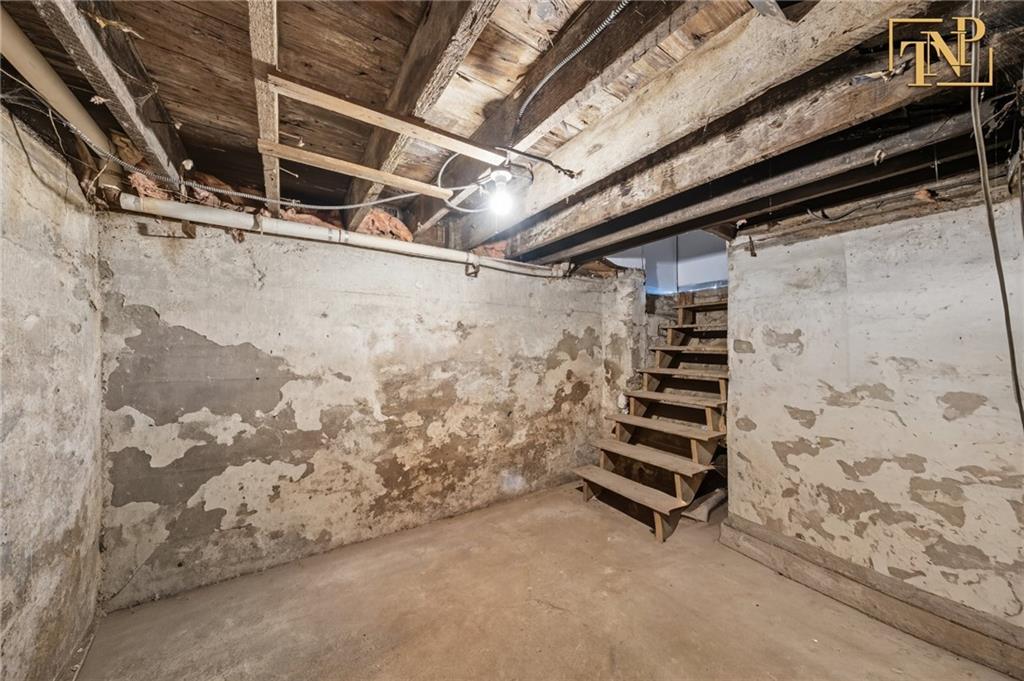 310 Brighton Avenue, Staten  Island, New York, 10301 image 24