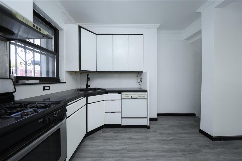 1155 Shore Parkway, Brooklyn, New York, 11214 image 14