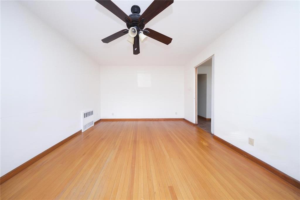 25 Lincoln Avenue, Staten  Island, New York, 10306 image 8