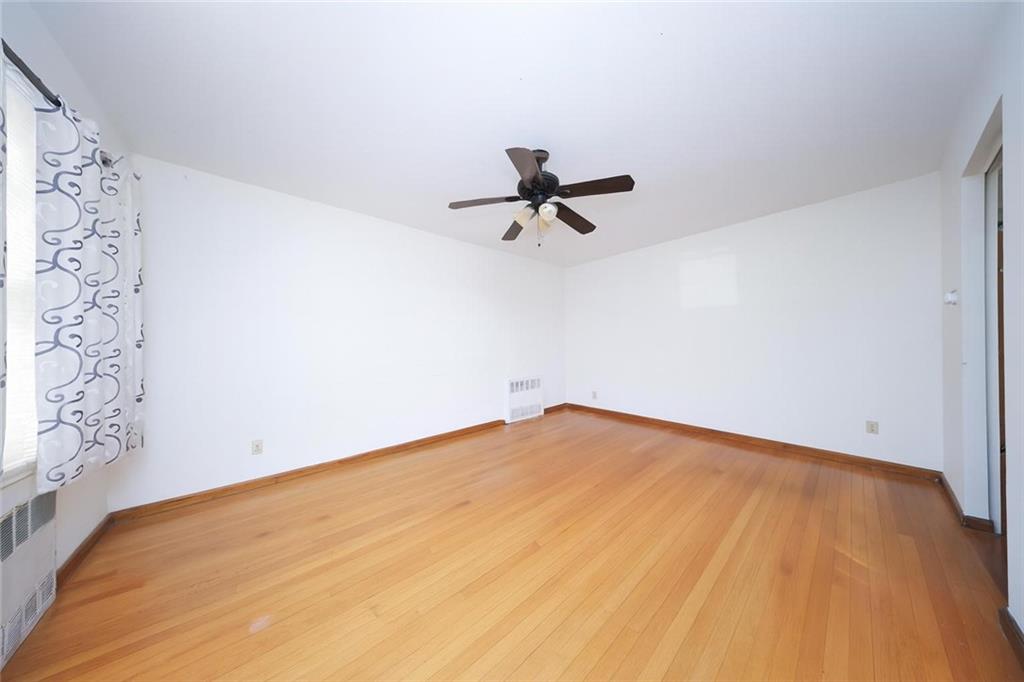 25 Lincoln Avenue, Staten  Island, New York, 10306 image 9