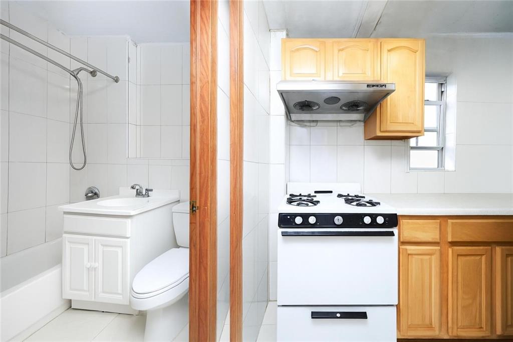 1026 39th Street, Brooklyn, New York, 11219 image 15