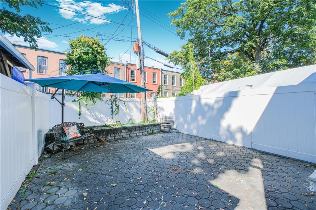 310 Eldert Lane, Brooklyn, New York, 11208 image 31