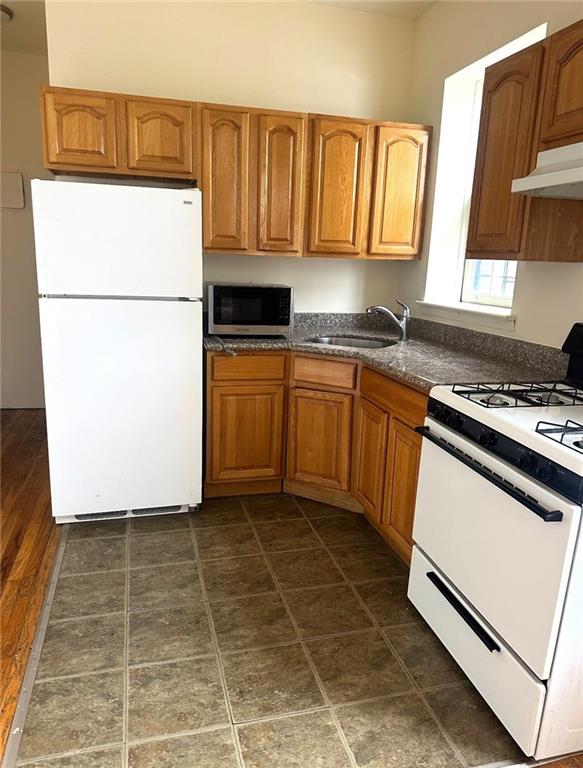 1620 East 12th Street Image 2