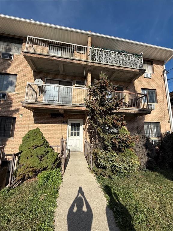 1361 East 91st Street 503B Image 1
