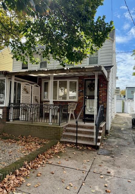 1852 East 37th Street Image 2