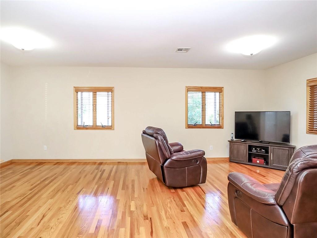 19 Renwick Street, Staten  Island, New York, 10301 image 7