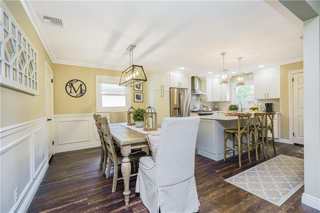 381 Burgher Avenue, Staten  Island, New York, 10305 image 14