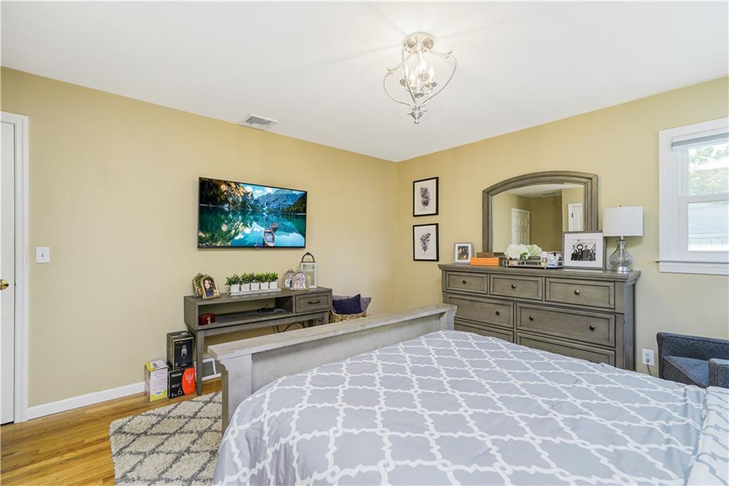 381 Burgher Avenue, Staten  Island, New York, 10305 image 19