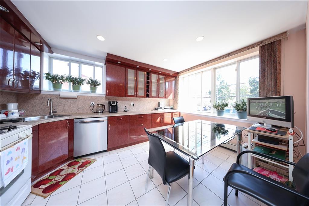 1323 Avenue X D1 Image 4
