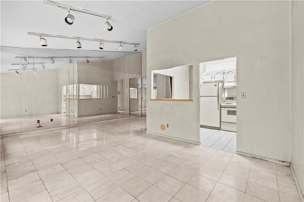 101-06 4th Avenue 26E Image 3