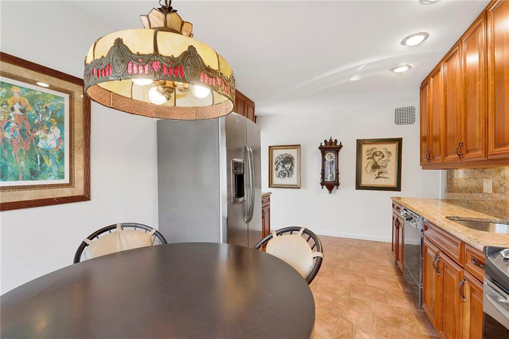 2708 East 66th Street, Brooklyn, New York, 11234 image 12