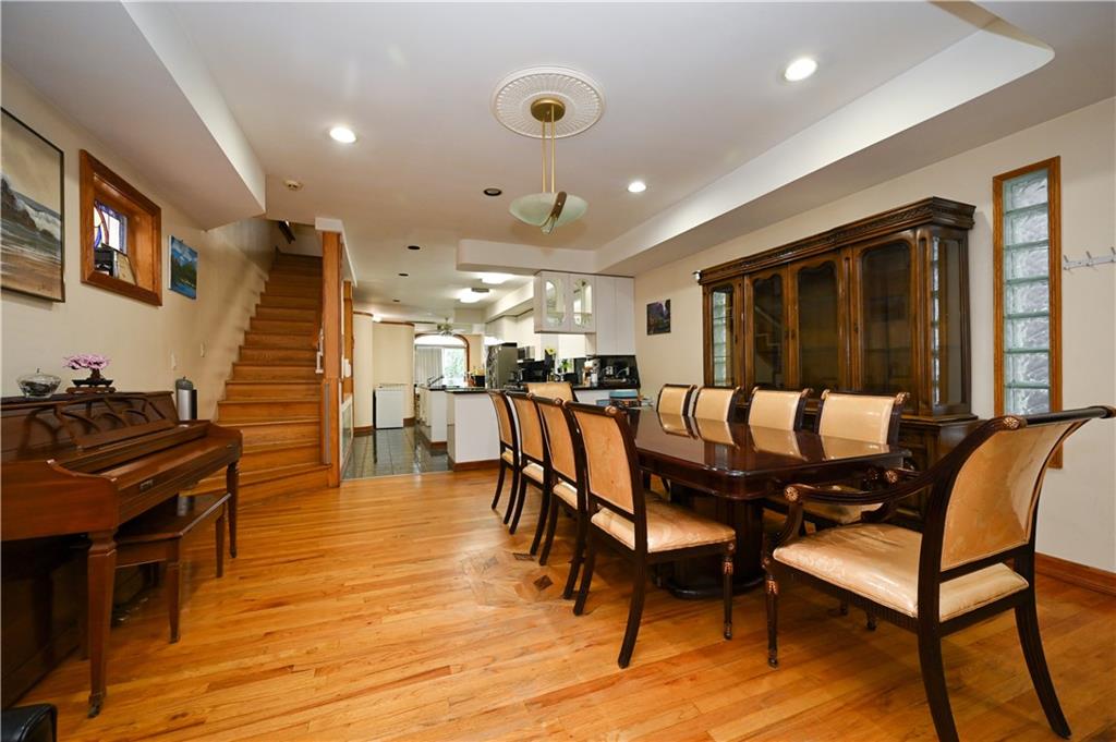 1479 East 32nd Street Image 4
