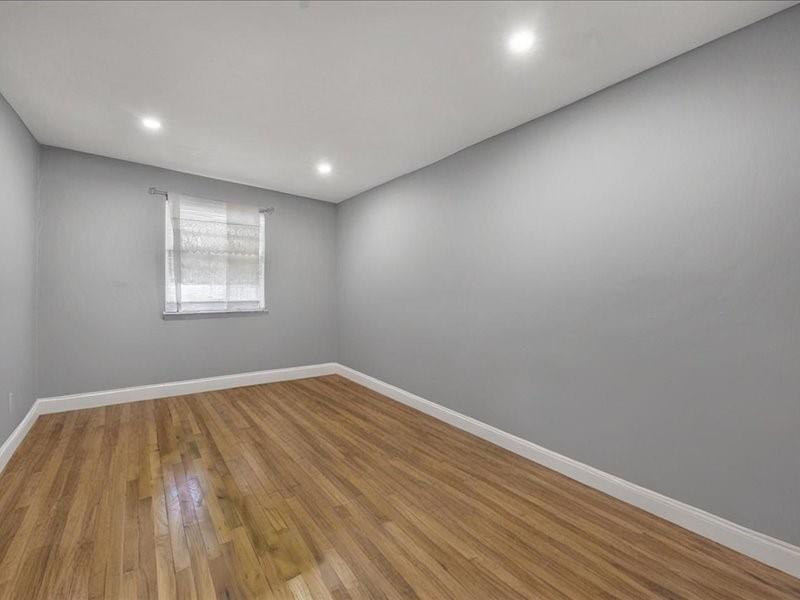 7522 Avenue T Image 3