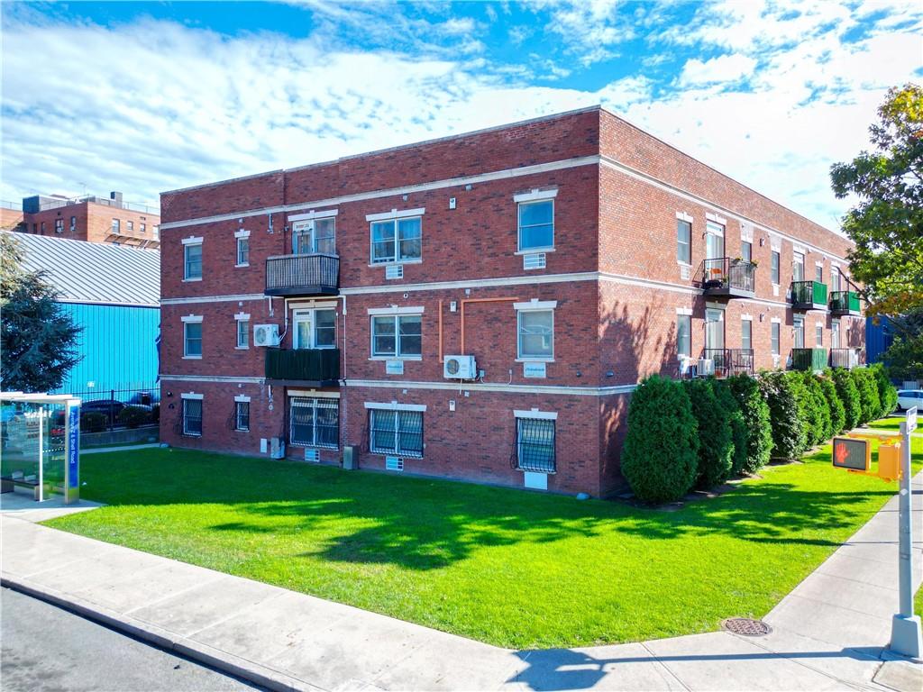 526 Avenue Z 2F Image 2