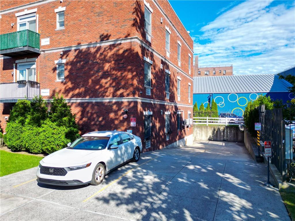 526 Avenue Z 2F Image 3