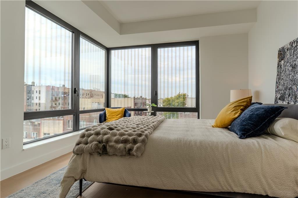 1807 66th Street 4E Image 5