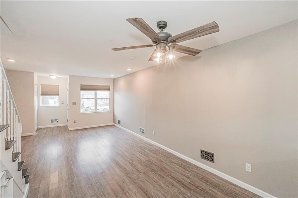 34 Lorraine Loop, Staten  Island, New York, 10309 image 6