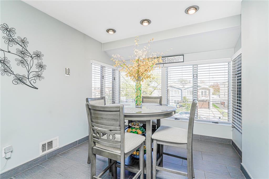 352 Grantwood Avenue, Staten  Island, New York, 10312 image 11