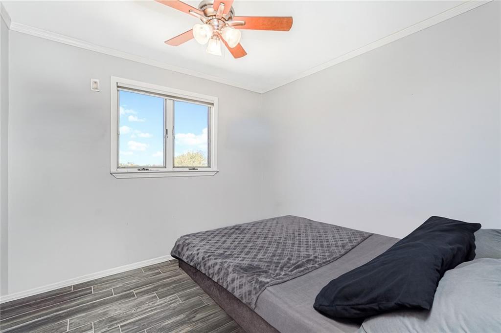 352 Grantwood Avenue Image 4