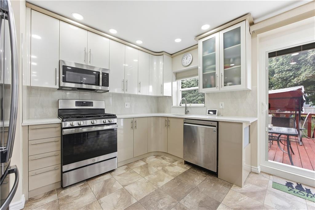 2228 East 28th Street Image 2