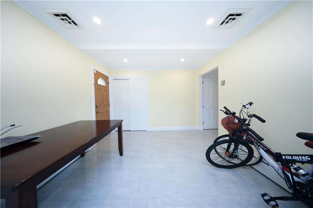 26 Hull Avenue, Staten  Island, New York, 10306 image 15