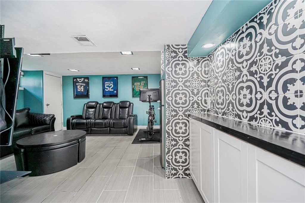 970 Annadale Road, Staten  Island, New York, 10312 image 34