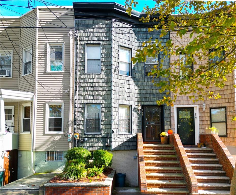 65 Dahlgren Place Image 3