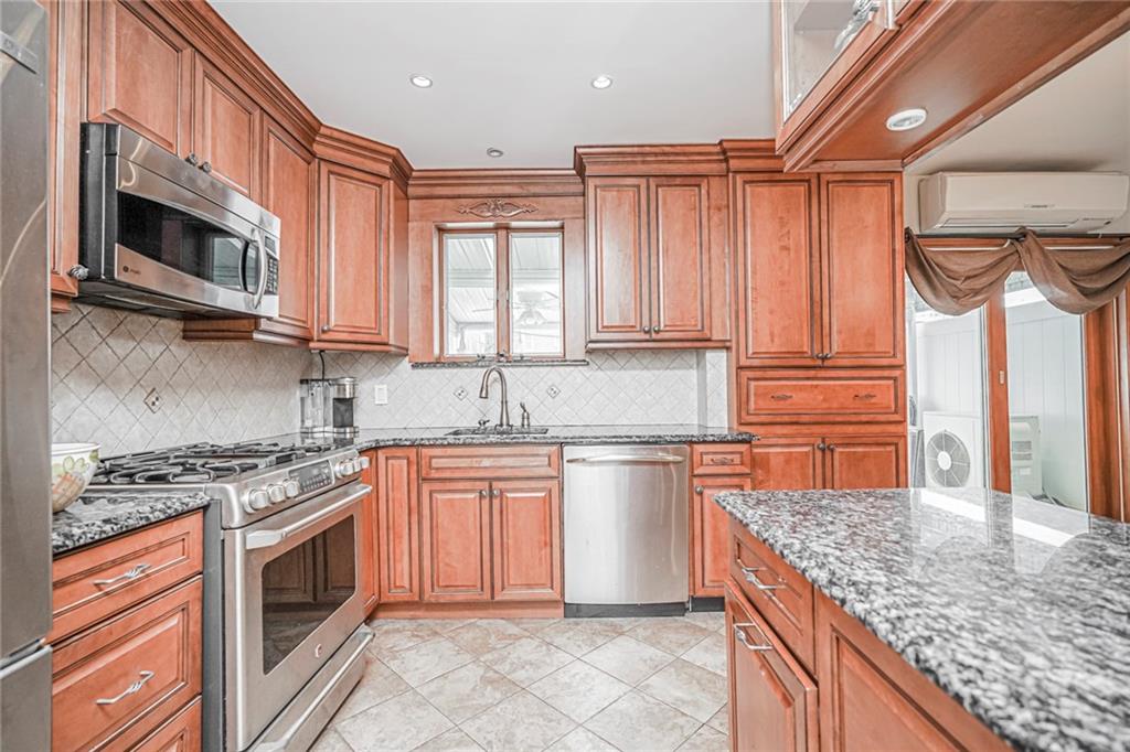 8907 16th Avenue, Brooklyn, New York, 11214 image 9