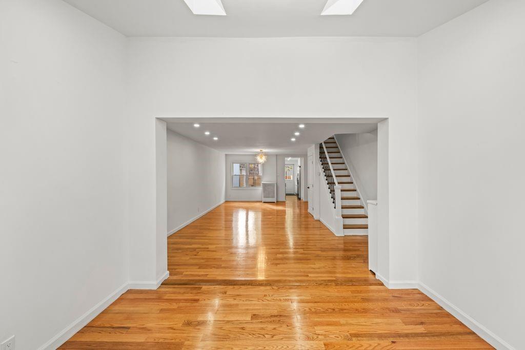4622 Avenue M Image 3