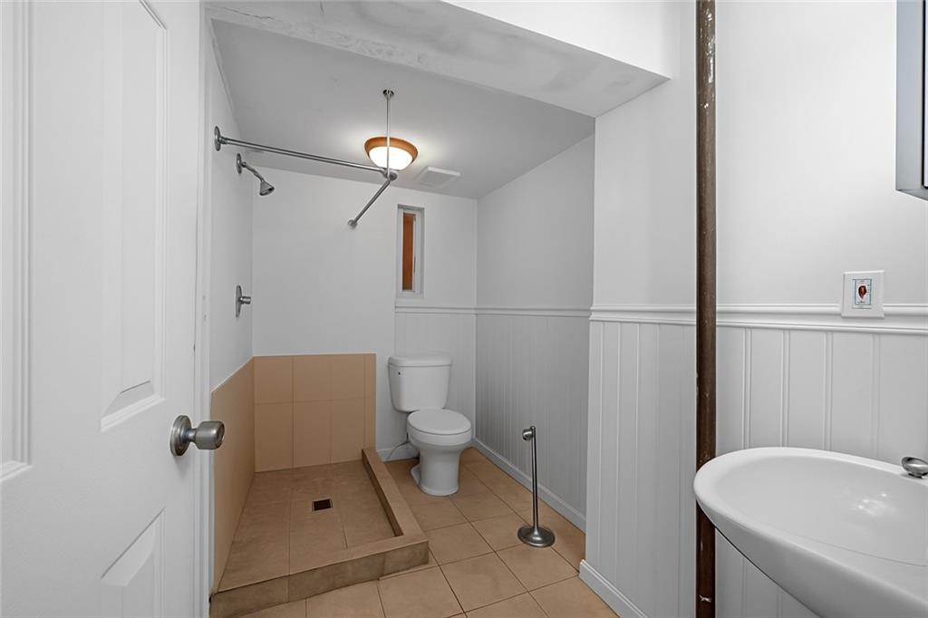 593 Bainbridge Street, Brooklyn, New York, 11233 image 9