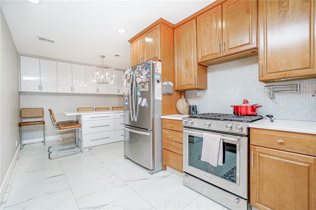 1654 East 10th Street, Brooklyn, New York, 11223 image 23