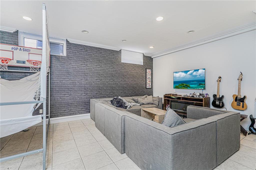 1734 East 2nd Street, Brooklyn, New York, 11223 image 24