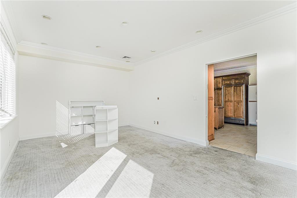 1734 East 2nd Street Image 5