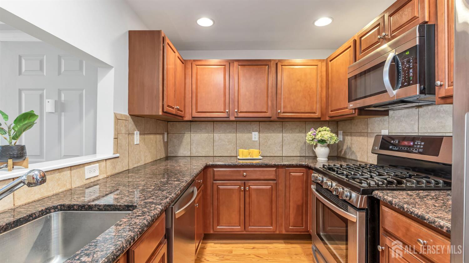 112 N Broadway C, South Amboy, NJ, 08879 image 13