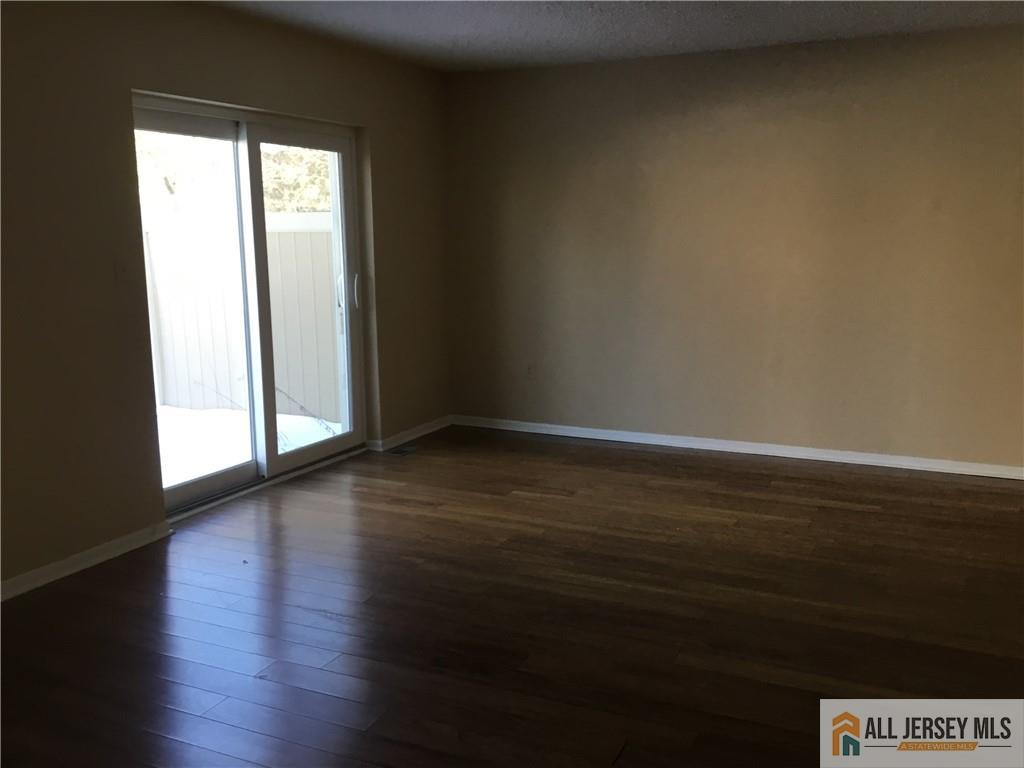 95 Thoreau Drive Image 1
